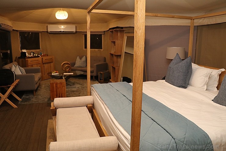 Travelnews.lv nakšņo luksus klases teltī, ko piedāvā «Kingfisher Lodge». Atbalsta: VisitSharjah.com un Novatours.lv 270046