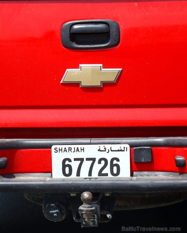 Travelnews.lv iepazīst Šārdžas emirāta lieliskos lielceļus ar 120 km/h. Atbalsta: VisitSharjah.com un Novatours.lv 270305