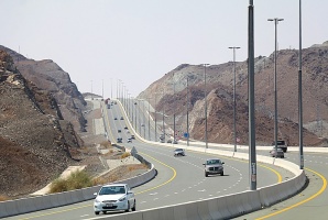 Travelnews.lv iepazīst Šārdžas emirāta lieliskos lielceļus ar 120 km/h. Atbalsta: VisitSharjah.com un Novatours.lv 19