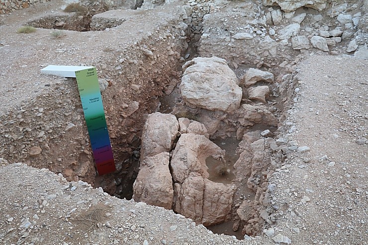 Travelnews.lv apmeklē arheoloģisko centru «Mleiha Archaeological Centre» Malehā. Atbalsta: VisitSharjah.com un Novatours.lv 270650