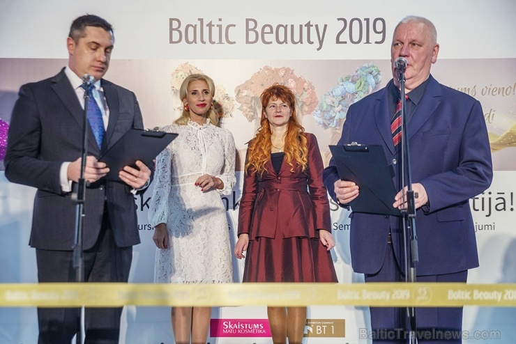Ar rekordlielu dalībnieku skaitu un fantastisku svētku atmosfēru Ķīpsalā aizvadīta izstāde Baltic Beauty 2019 271116