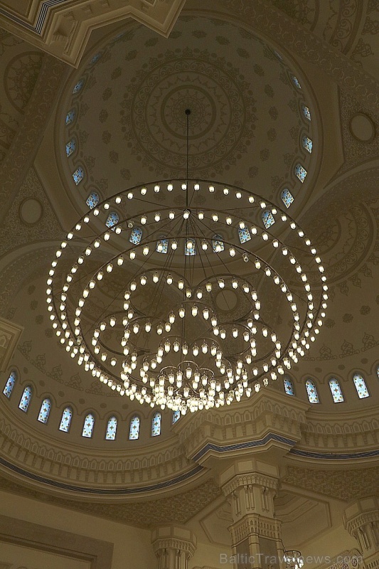 Travelnews.lv ekskursijas veidā apmeklē skaistu mošeju Šārdžas emirātā. Atbalsta: VisitSharjah.com un Novatours.lv 271240