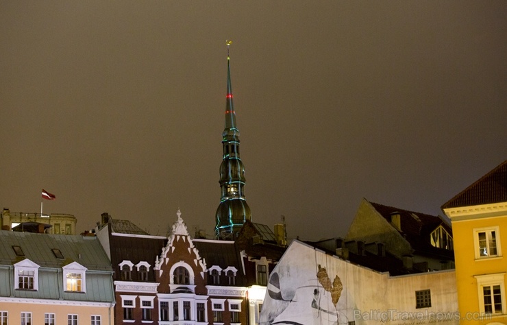 Gaismas festivāls «Staro Rīga» pārsteidz ar ceturtajai dimensijai veltītiem mākslas objektiem 271395