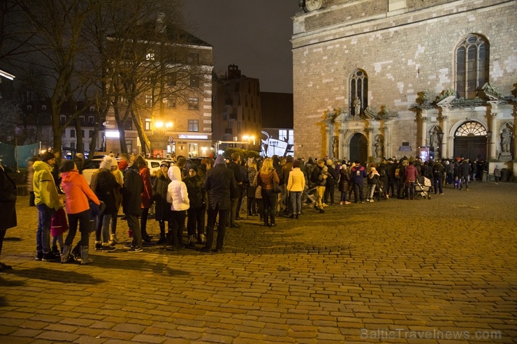 Gaismas festivāls «Staro Rīga» pārsteidz ar ceturtajai dimensijai veltītiem mākslas objektiem 271396