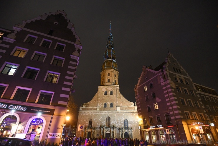 Gaismas festivāls «Staro Rīga» pārsteidz ar ceturtajai dimensijai veltītiem mākslas objektiem 271432