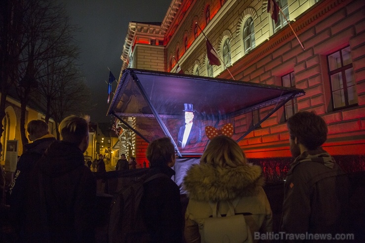 Gaismas festivāls «Staro Rīga» pārsteidz ar ceturtajai dimensijai veltītiem mākslas objektiem 271436