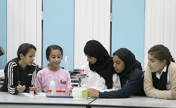 Travelnews.lv apmeklē ļoti atraktīvu un bērniem interesantu «Sharjah Science Museum». Atbalsta: VisitSharjah.com un Novatours.lv 271578