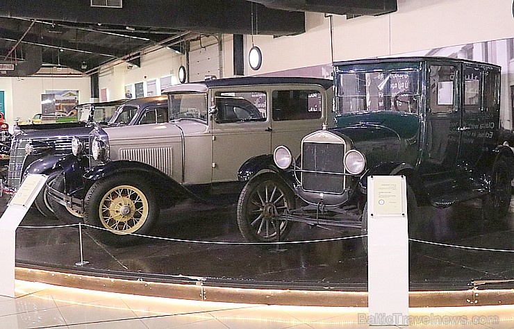 Travelnews.lv apmeklē automobiļu muzeju «Sharjah Classic Cars Museum». Atbalsta: VisitSharjah.com un Novatours.lv 271629