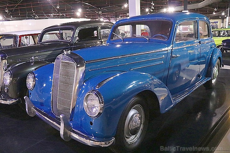 Travelnews.lv apmeklē automobiļu muzeju «Sharjah Classic Cars Museum». Atbalsta: VisitSharjah.com un Novatours.lv 271656