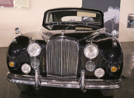 Travelnews.lv apmeklē automobiļu muzeju «Sharjah Classic Cars Museum». Atbalsta: VisitSharjah.com un Novatours.lv 18