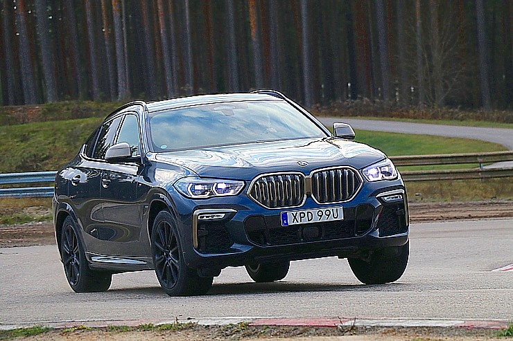 Travelnews.lv iepazīst jauno «BMW X6» sacīkšu trasē «333» un uz šosejas «BMW 118d», «BMW i3» un hibrīdmodeļus - «BMW X5» un 3.sēriju 271680