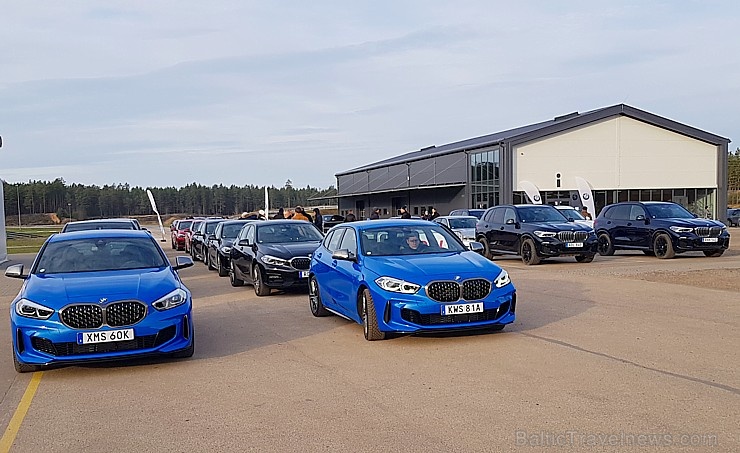Travelnews.lv iepazīst jauno «BMW X6» sacīkšu trasē «333» un uz šosejas «BMW 118d», «BMW i3» un hibrīdmodeļus - «BMW X5» un 3.sēriju 271711