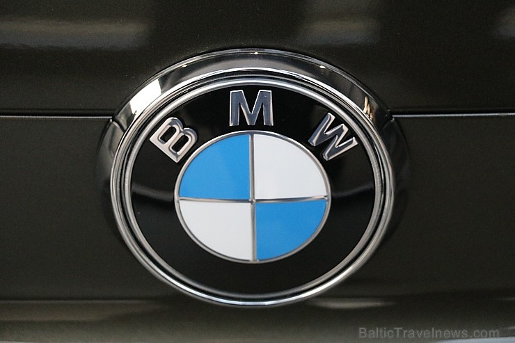 Travelnews.lv iepazīst jauno «BMW X6» sacīkšu trasē «333» un uz šosejas «BMW 118d», «BMW i3» un hibrīdmodeļus - «BMW X5» un 3.sēriju 271712