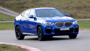 Travelnews.lv iepazīst jauno «BMW X6» sacīkšu trasē «333» un uz šosejas «BMW 118d», «BMW i3» un hibrīdmodeļus - «BMW X5» un 3.sēriju 5