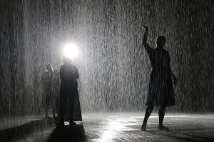 Travelnews.lv izbauda vienreizēju «Sharjah Rain Room» lietus burvību. Atbalsta: VisitSharjah.com un Novatours.lv 9