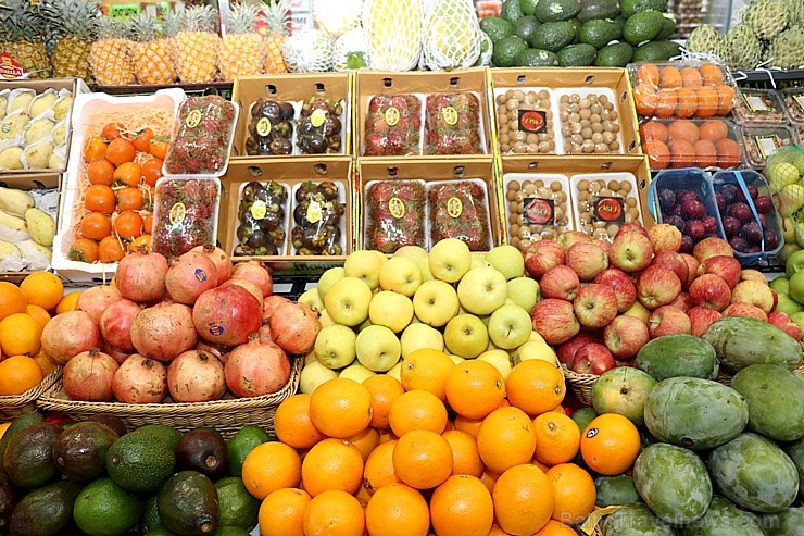 Travelnews.lv apmeklē Šārdžas augļu un dārzeņu tirgus paviljonu. Atbalsta: VisitSharjah.com un Novatours.lv 273344
