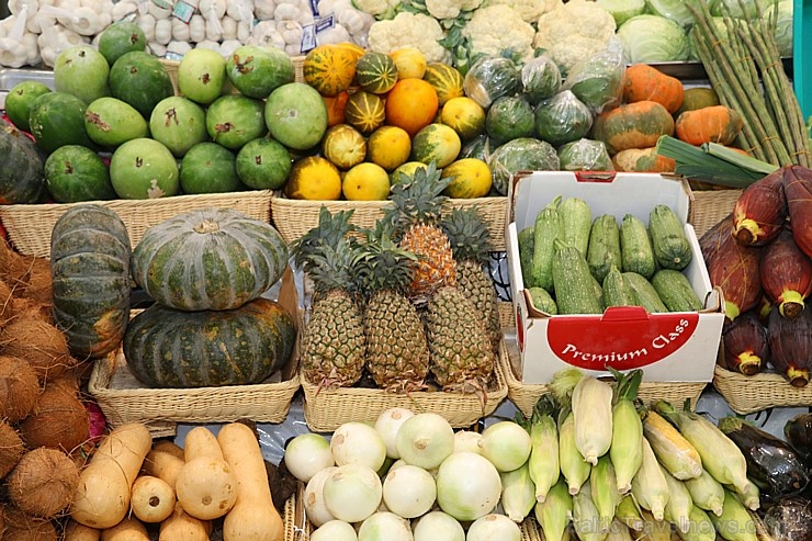Travelnews.lv apmeklē Šārdžas augļu un dārzeņu tirgus paviljonu. Atbalsta: VisitSharjah.com un Novatours.lv 273353