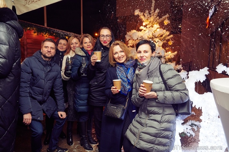 Oficiālā Santa Klausa lidsabiedrība ««Finnair» rīko Ziemassvētku pasākumu sadarbības partneriem viesnīcā «Radisson Blu Daugava Hotel». Foto: Yuris Zal 273694
