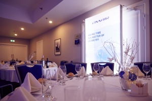 Oficiālā Santa Klausa lidsabiedrība ««Finnair» rīko Ziemassvētku pasākumu sadarbības partneriem viesnīcā «Radisson Blu Daugava Hotel». Foto: Yuris Zal 2