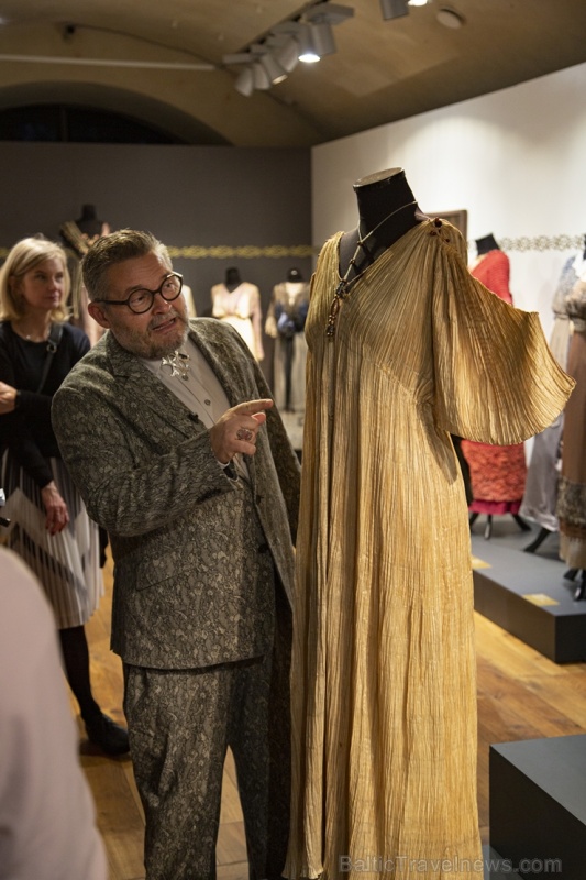 Daugavpils marka Rotko mākslas centrā var iepazīties ar 100 autentiskiem Jūgendstila tērpiem, ko darinājuši dizaineri, drēbnieki un izšūšanas meistari 273760