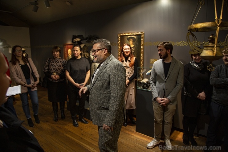 Daugavpils marka Rotko mākslas centrā var iepazīties ar 100 autentiskiem Jūgendstila tērpiem, ko darinājuši dizaineri, drēbnieki un izšūšanas meistari 273762
