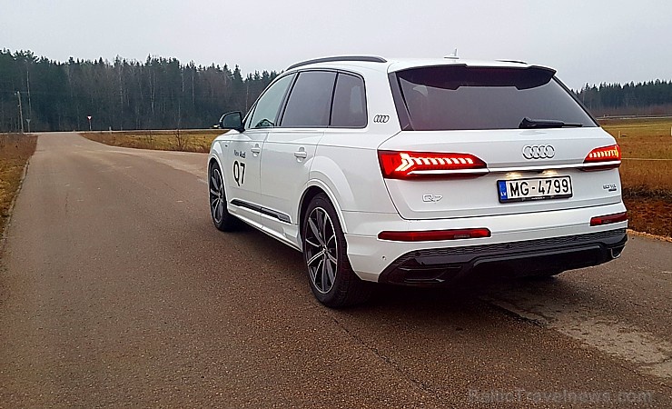 Travelnews.lv apceļo Krāslavas novadu Latgalē ar «Audi Q7 50 TDI» 274261