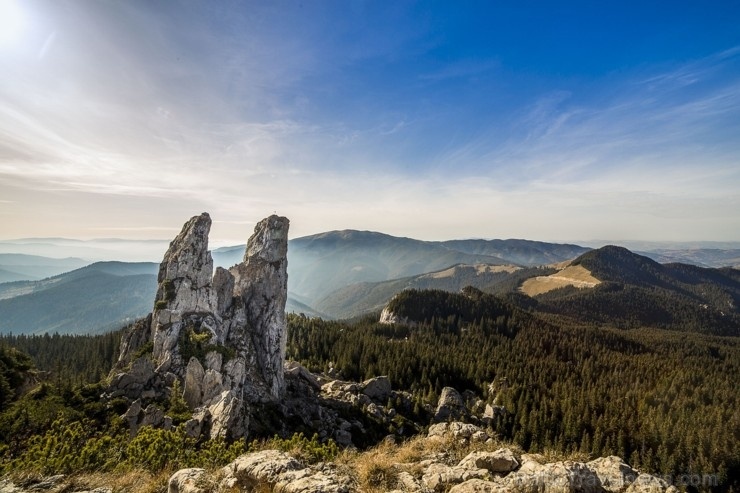Rumānijas kalni ar vareniem dabas skatiem valdzina ikvienu ceļotāju 274827