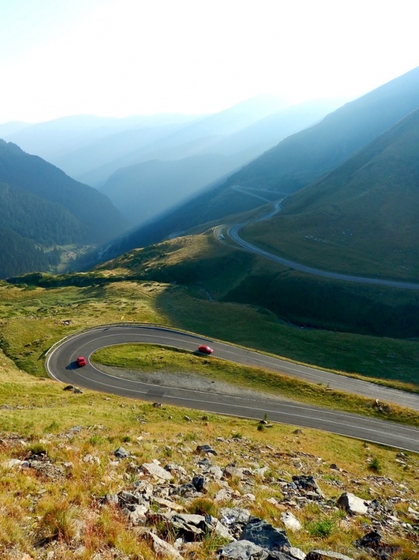 Rumānijas kalni ar vareniem dabas skatiem valdzina ikvienu ceļotāju 274838