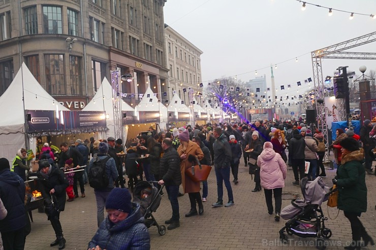 Galvaspilsētas centrā jauki smaržo «Riga Street Food Festival 2020» 274935