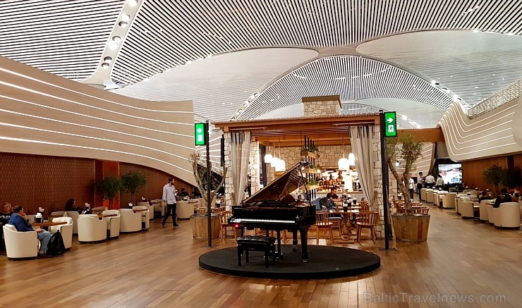 Stambulas lidostā Travelnews.lv ar «Turkish Airlines» biznesa biļeti iepazīst «Business Lounge» un «Lounge Miles&Smiles» 275019