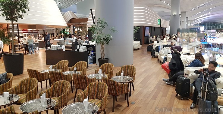 Stambulas lidostā Travelnews.lv ar «Turkish Airlines» biznesa biļeti iepazīst «Business Lounge» un «Lounge Miles&Smiles» 275025