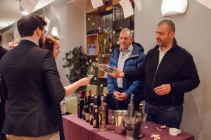 Viesnīca Mercure Hotel Riga Center rīko «Grieķijas vīna festivālu», kurā bauda Grieķijas vīna un Latvijas gastronomijas izcilāko uzkodu saderību 21