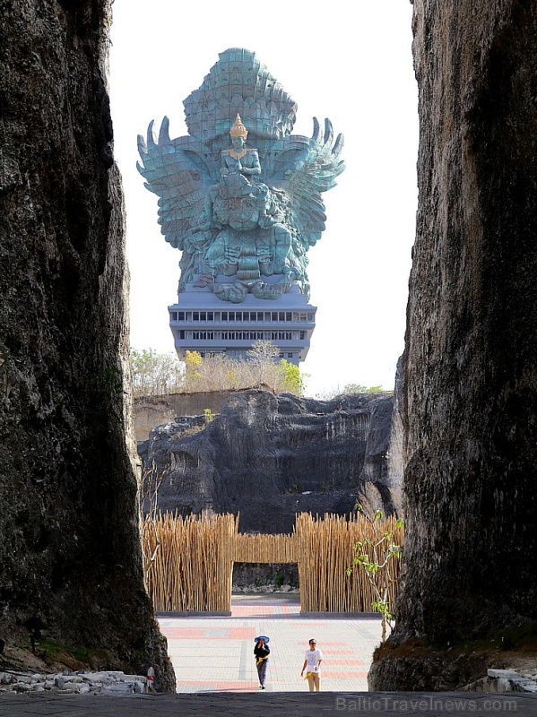 Travelnews.lv iepazīst Bali salā «Garuda Wisnu Kencana Cultural Park». Atbalsta: «Turkish Airlines» un «365 Brīvdienas» 276706