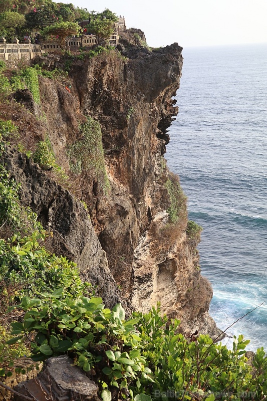 Travelnews.lv iepazīst «Pura Luhur Uluwatu» templi Bali salā. Atbalsta:  «Turkish Airlines» un «365 Brīvdienas» 276808