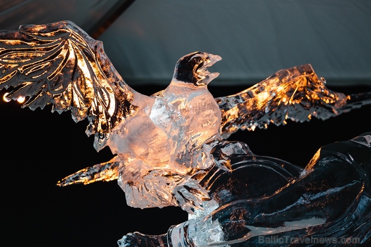 Starptautiskais Ledus skulptūru festivāls Jelgavā pārsteidz ar supervaroņiem 276839