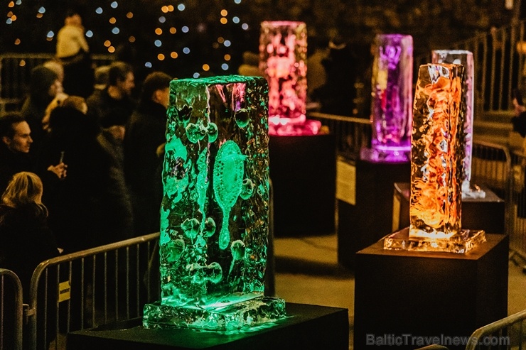 Starptautiskais Ledus skulptūru festivāls Jelgavā pārsteidz ar supervaroņiem 276842