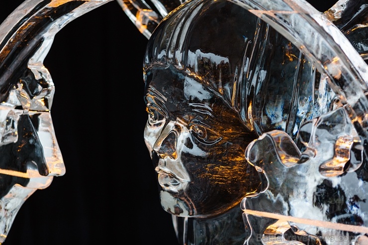Starptautiskais Ledus skulptūru festivāls Jelgavā pārsteidz ar supervaroņiem 276846