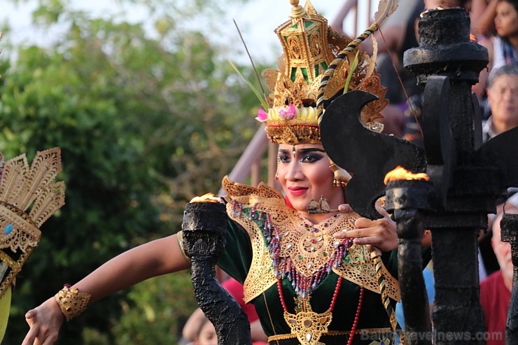 Travelnews.lv apmeklē Bali teātra izrādi par noslēpumaino zelta briedi. Atbalsta:  «Turkish Airlines» un «365 Brīvdienas» 276871