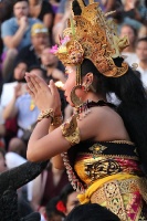 Travelnews.lv apmeklē Bali teātra izrādi par noslēpumaino zelta briedi. Atbalsta:  «Turkish Airlines» un «365 Brīvdienas» 20