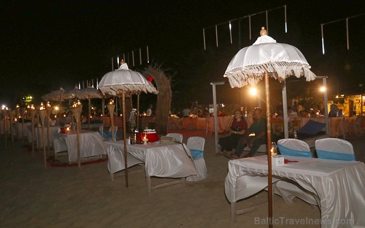 Travelnews.lv vakariņo Indijas okeāna pludmales restorānā «The Cuisine Cafe».  «Turkish Airlines» un «365 Brīvdienas» 277158