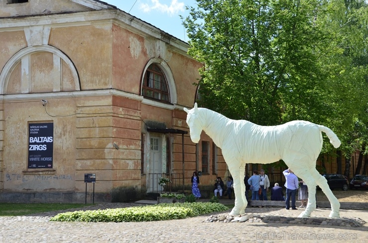 Daugavpils cietoksnis ir unikāls valsts nozīmes arhitektūras un kultūrvēstures piemineklis, mūsdienās tas ir arī viens no Latgales populārākajiem eksk 277373