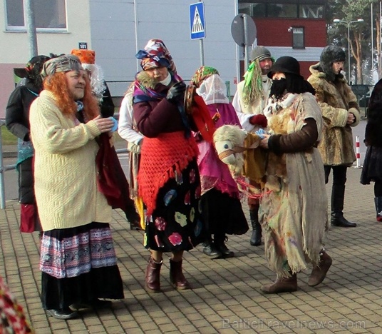 Līvānos norisinājās XXI Starptautiskais masku tradīciju festivāls, kurā piedalījās 24 masku grupasno Latvijas un citām valstīm 277677