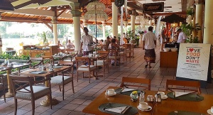 Travelnews.lv piedāvā mazu foto ieskatu viesnīcas «Ayodya Resort Bali» brokastīs. «Turkish Airlines» un «365 Brīvdienas» 4