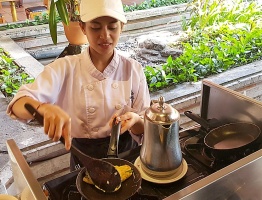 Travelnews.lv piedāvā mazu foto ieskatu viesnīcas «Ayodya Resort Bali» brokastīs. «Turkish Airlines» un «365 Brīvdienas» 5
