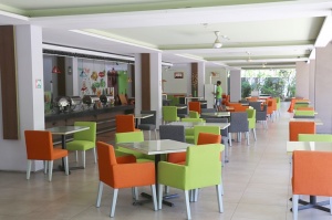 Travelnews.lv iepazīst Bali viesnīcu «Ibis Hotel Benoa».  Atbalsta: «Turkish Airlines» un «365 Brīvdienas» 5