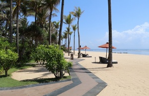 Travelnews.lv iepazīst burvīgu Bali dizaina viesnīcu «The St. Regis Bali Resort». «Turkish Airlines» un «365 Brīvdienas» 55