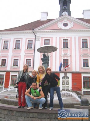 Lietuvas žurnālistu grupa (no kreisās): Kristina Stalnionyte, Kristina Stankeviče, Darius Selenis, Lidija Bajarūniene, Daiva Sutkute 15063