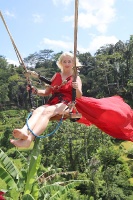 Travelnews.lv izbauda Bali lielās šūpoles «The Natural Terrace Swing». Atbalsta: «Turkish Airlines» un «365 Brīvdienas» 13