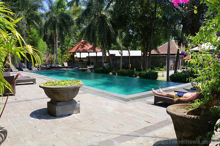 Travelnews.lv apmeklē un pusdieno Bali viesnīcā «Champlung Sari Hotel». «Turkish Airlines» un «365 Brīvdienas» 279686