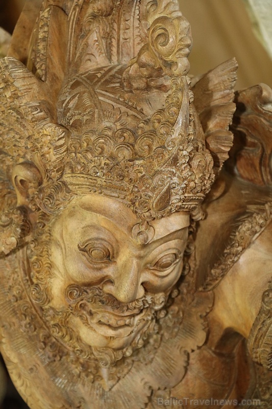 Bali viesnīcas «Ayung Resort Ubud» mākslas darbi, maskas un skulptūras. «Turkish Airlines» un «365 Brīvdienas» 279718